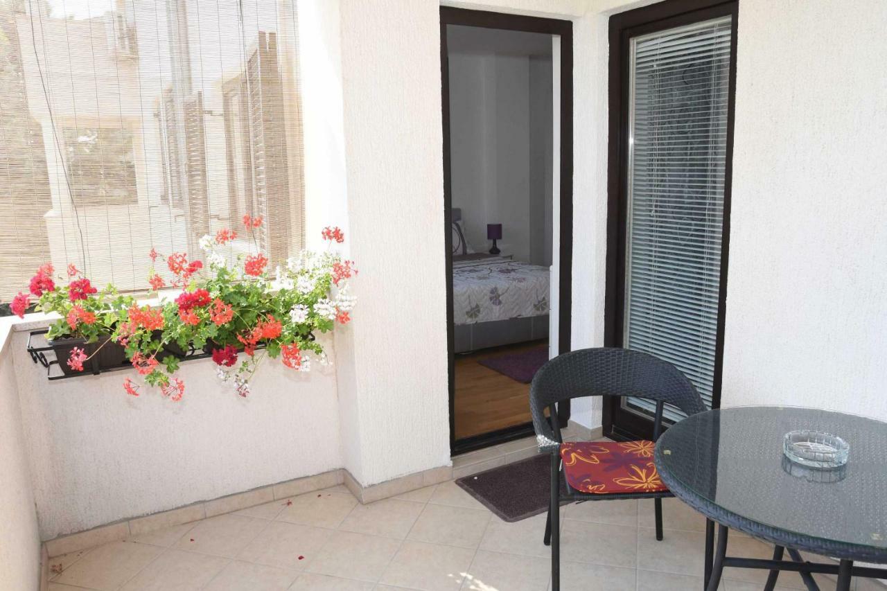 Apartments Ruzica พูลา ภายนอก รูปภาพ