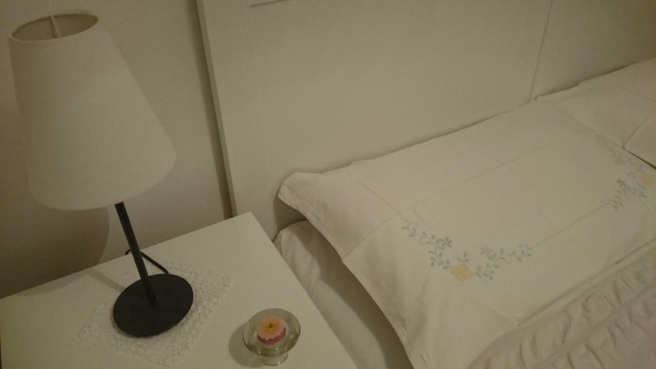 Apartments Ruzica พูลา ภายนอก รูปภาพ