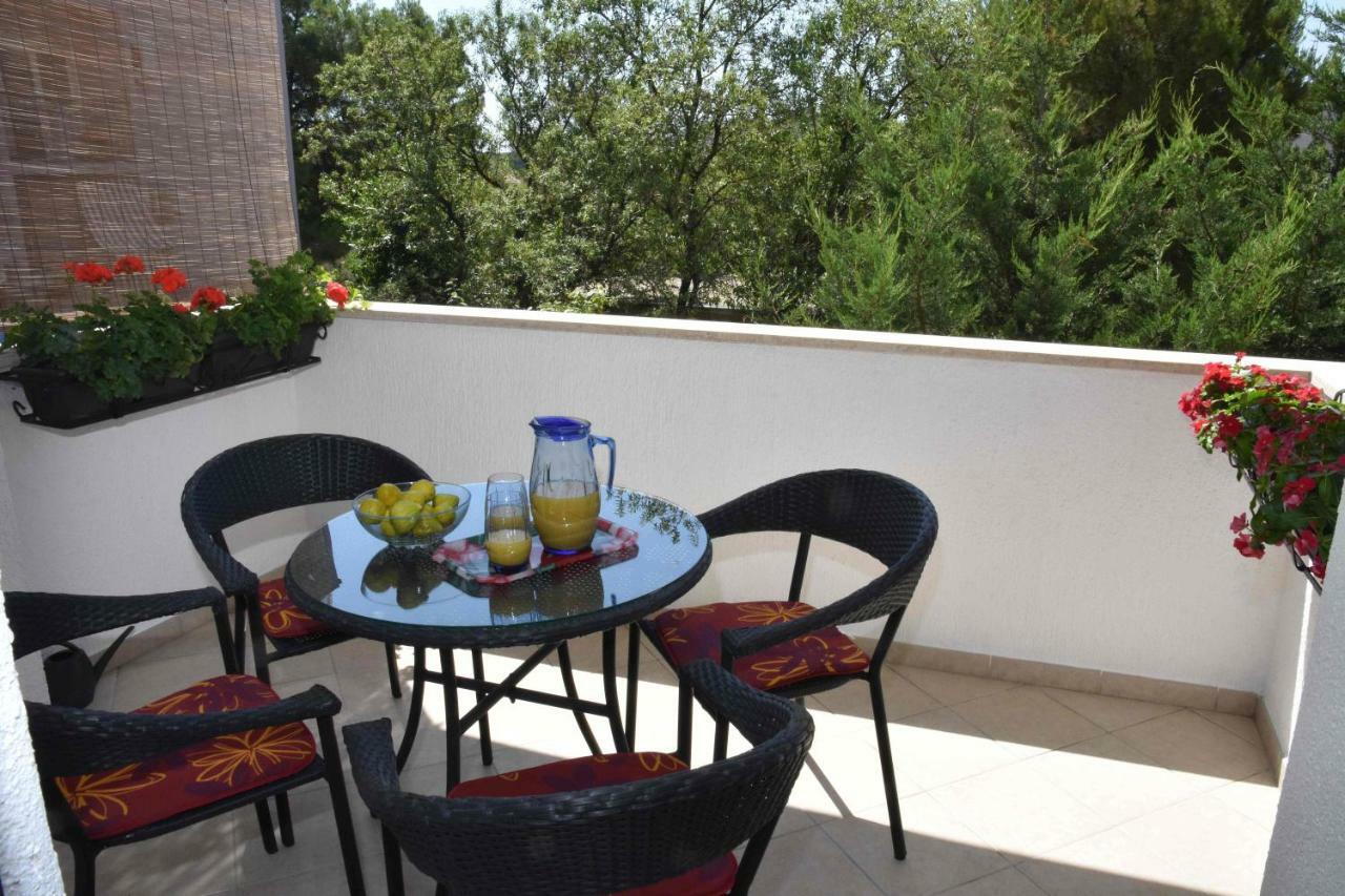 Apartments Ruzica พูลา ภายนอก รูปภาพ